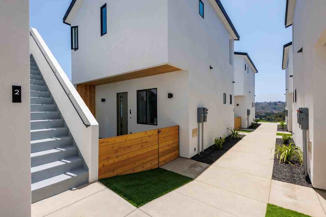 4580 Jicarillo Ave - Photo 4 of 11