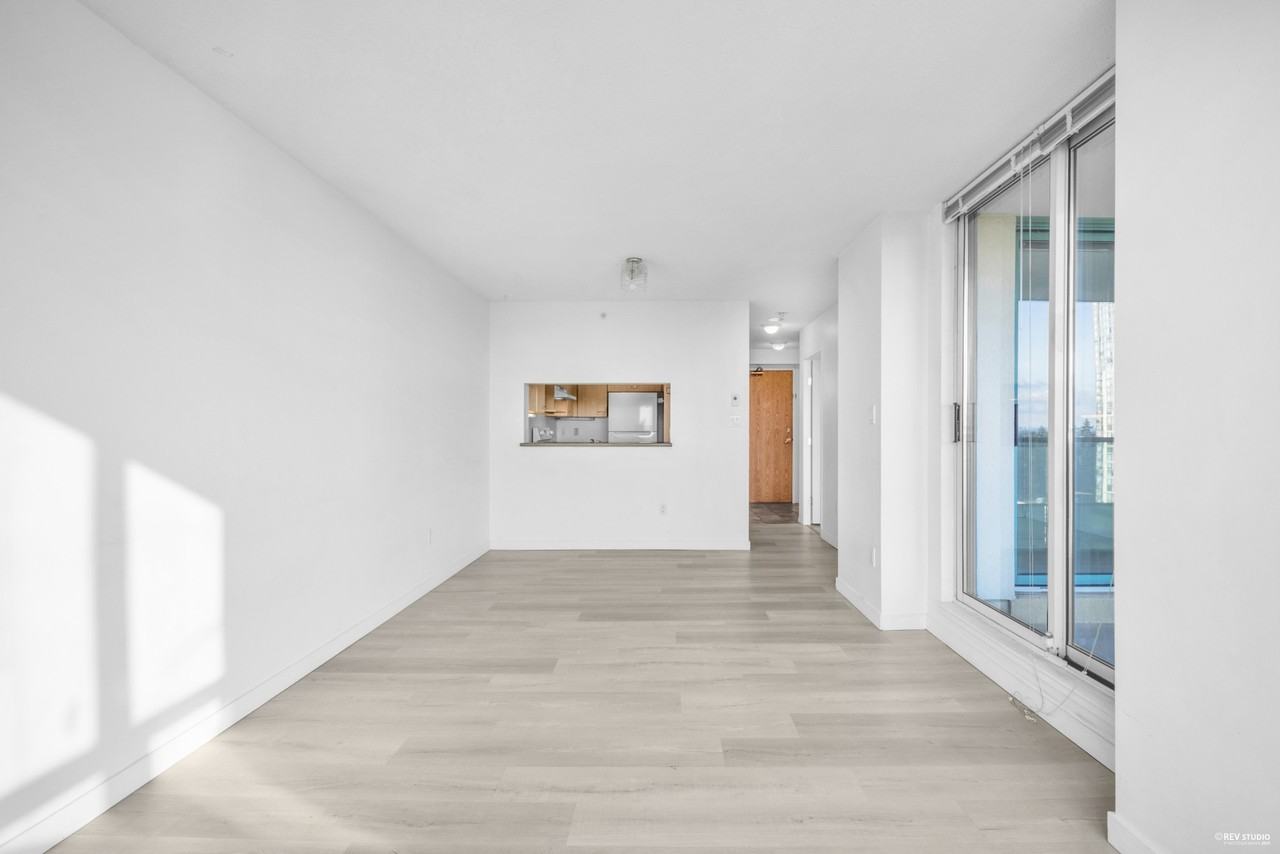 1148 Heffley Crescent #xxxx - Photo 7 of 24