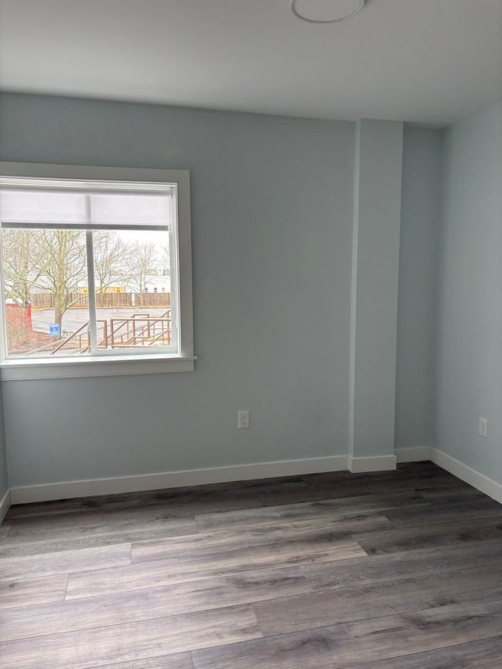 310 BARNSTABLE ROAD RESIDENCES LLC - Photo 6 of 9