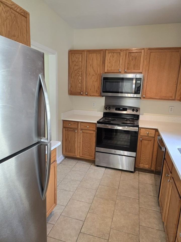 14022 Garden District Row - Photo 6 of 25