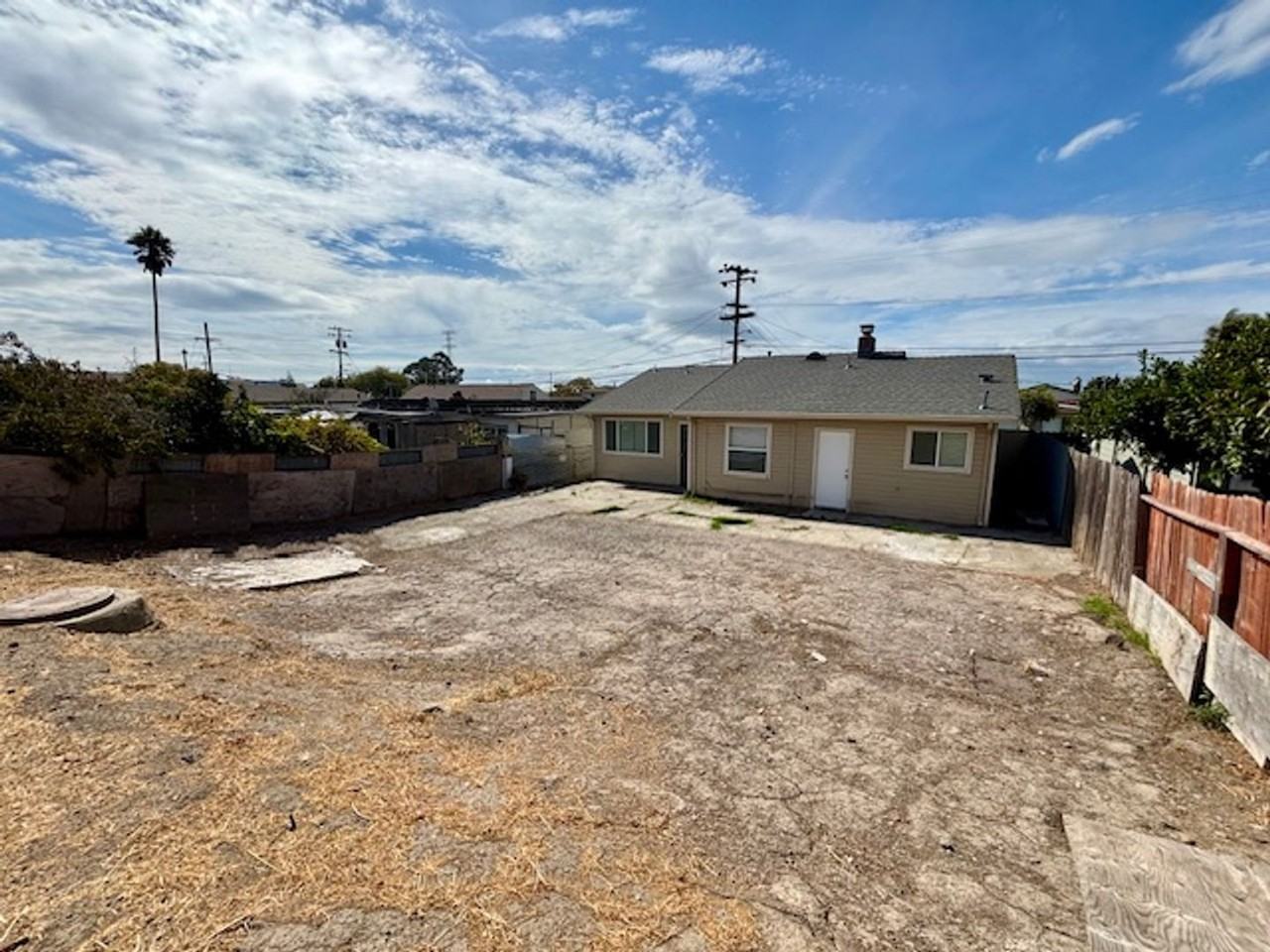 3916 Mc Glothen Way - Photo 7 of 14