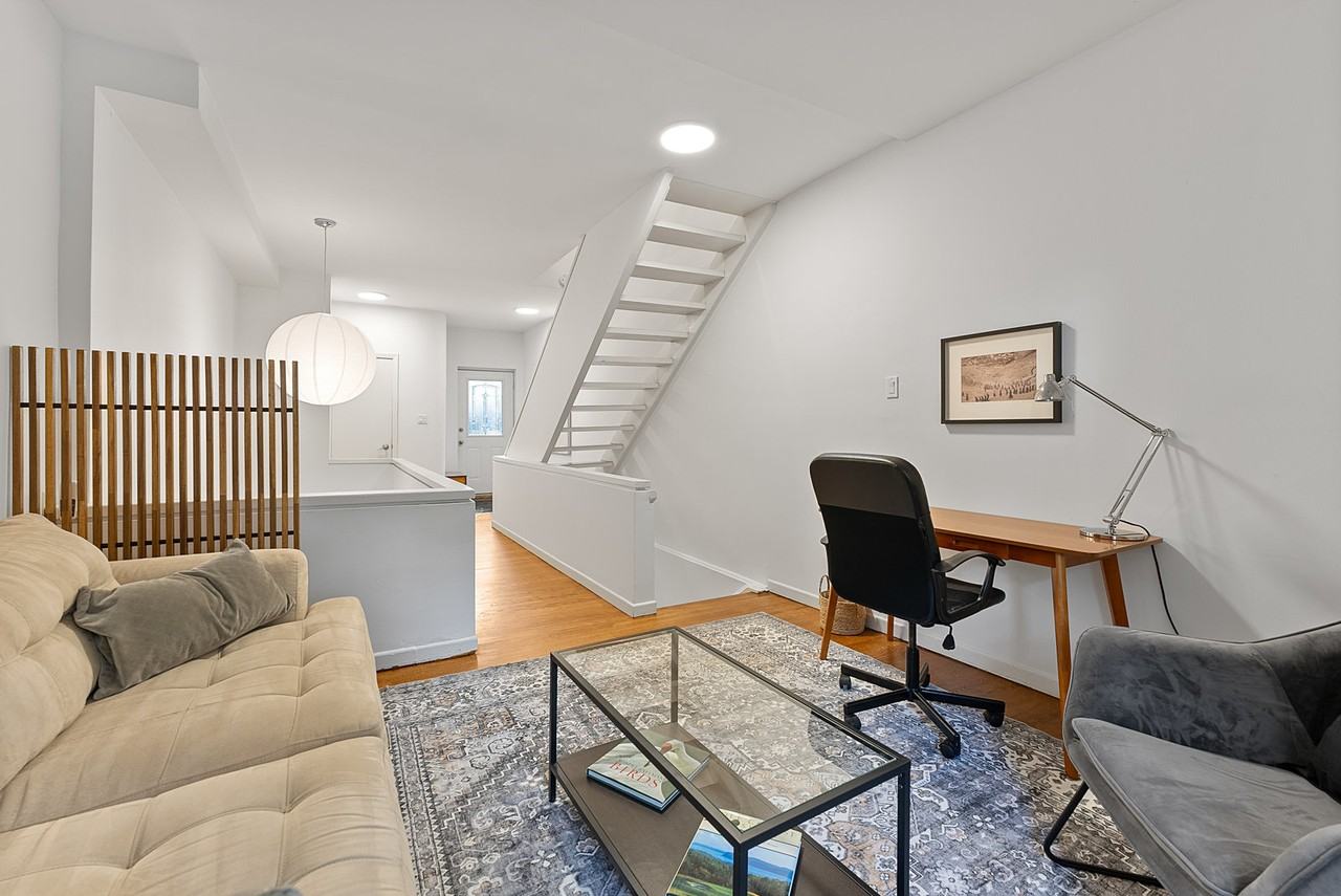 232 Waverley Rd #1 - Photo 4 of 50