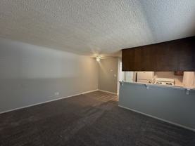 330 W Acacia Street - Photo 1 of 1
