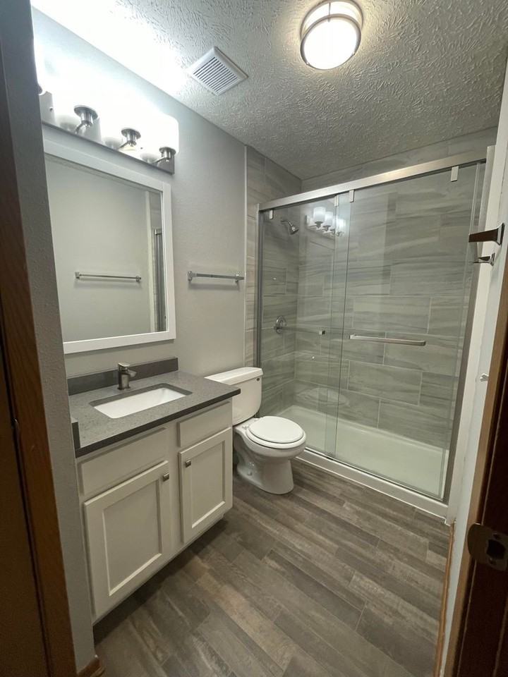 Foxboro Apartments - Photo 5 of 7