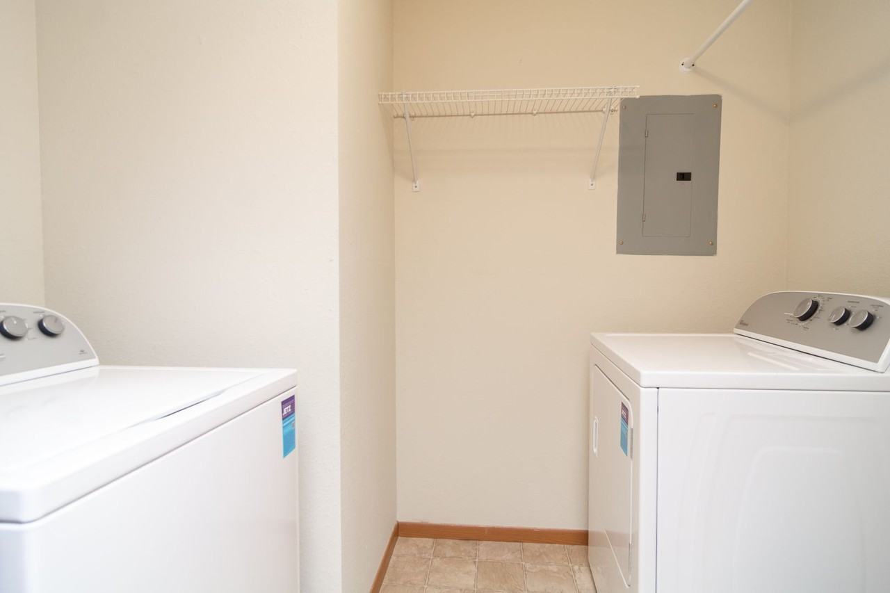 Foxboro Apartments - Photo 7 of 7