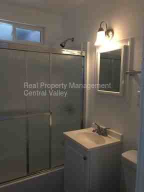 5201 Griffin Rd - Photo 3 of 10