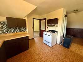 featured image of 902 Kickbusch St