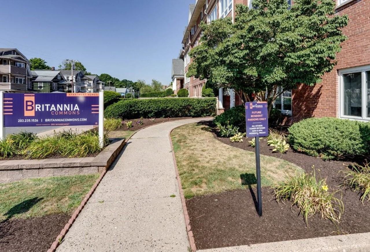 Britannia Commons - Photo 4 of 4