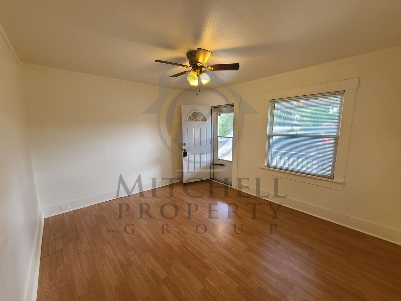 612 Sw 17th Ave - Photo 2 of 5