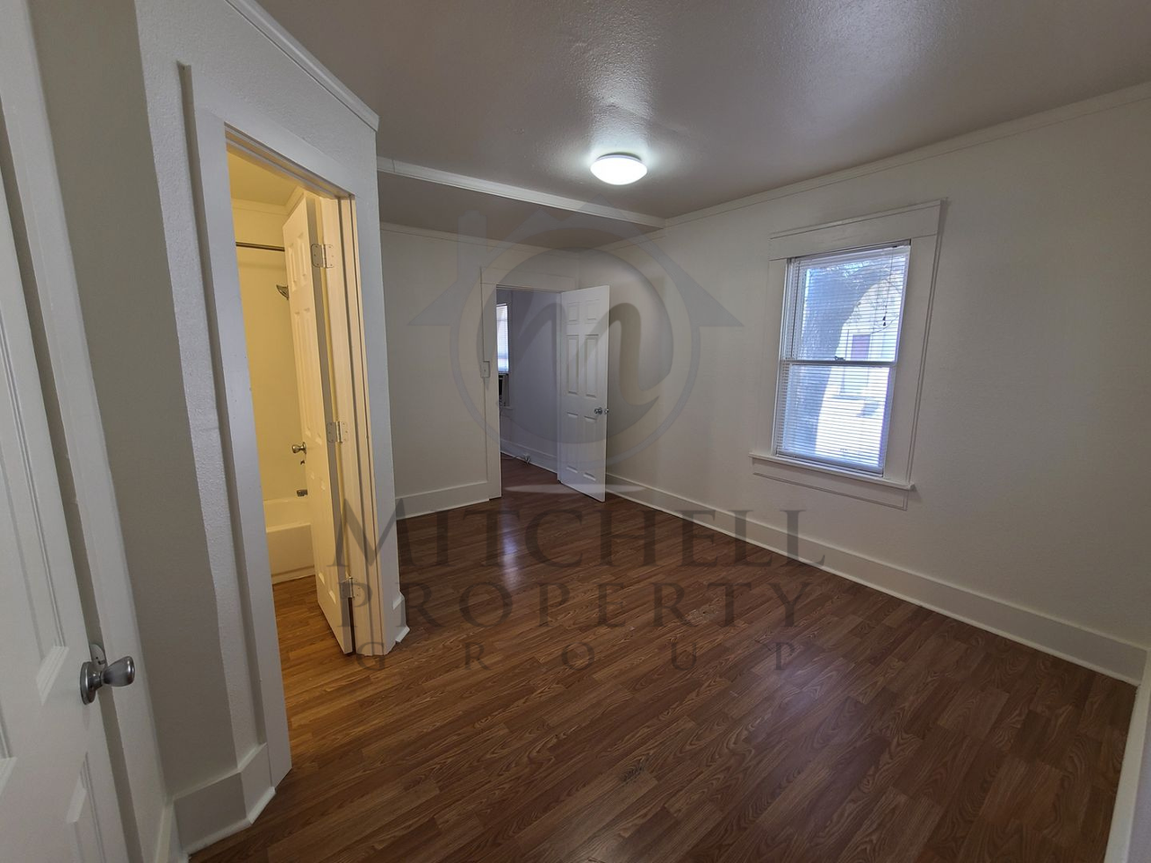 612 Sw 17th Ave - Photo 3 of 5