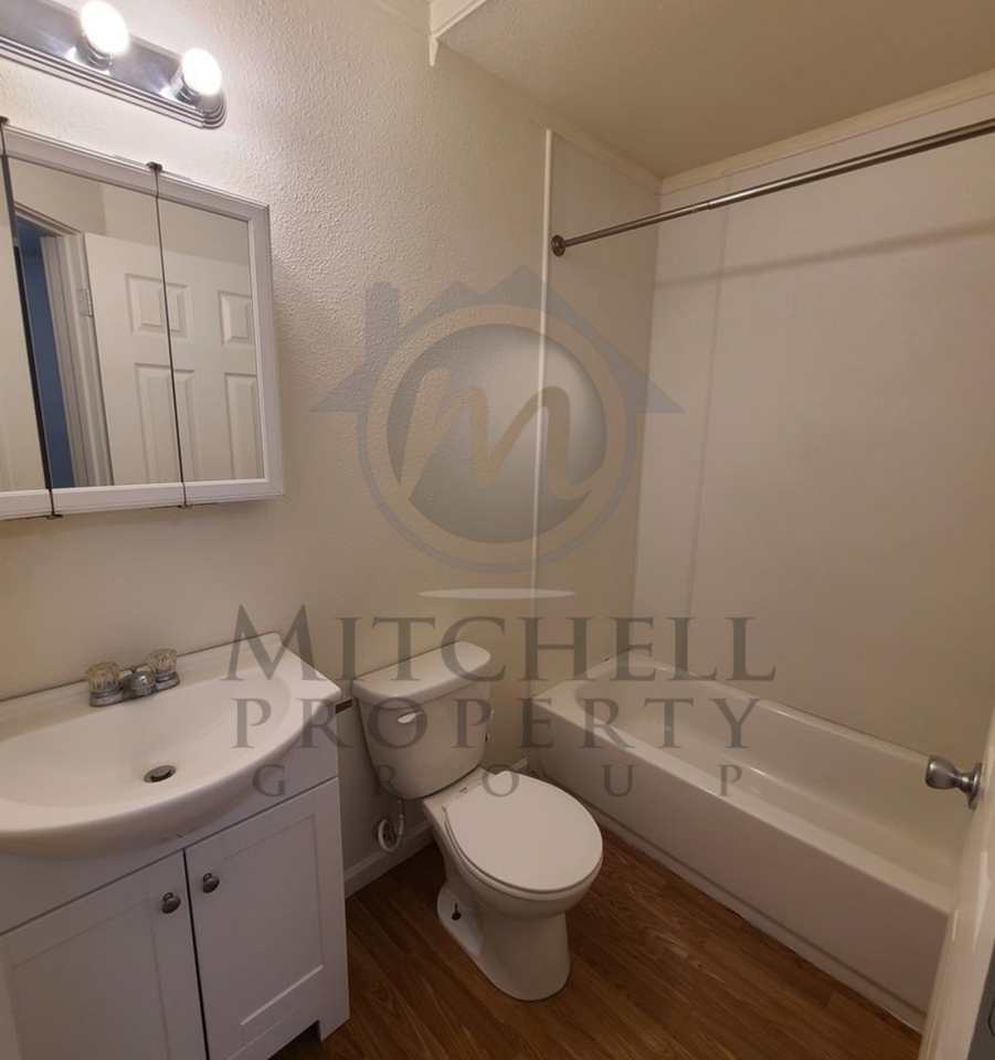 612 Sw 17th Ave - Photo 4 of 5