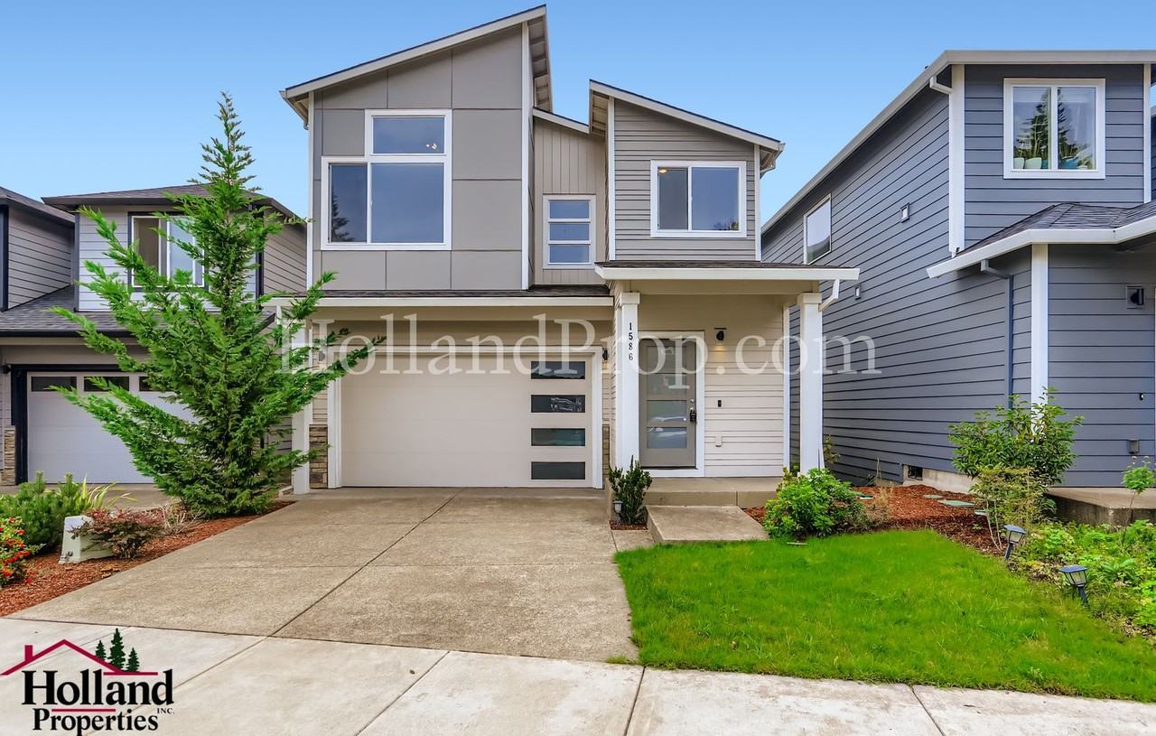 1586 19th Ave - Photo 3 of 30