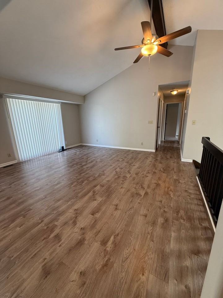 9114 Autumn Lane - Photo 3 of 18