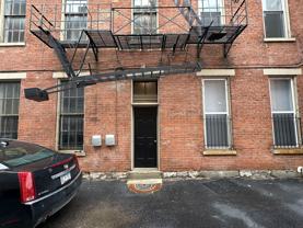 1443 Walnut St - Photo 1 of 1