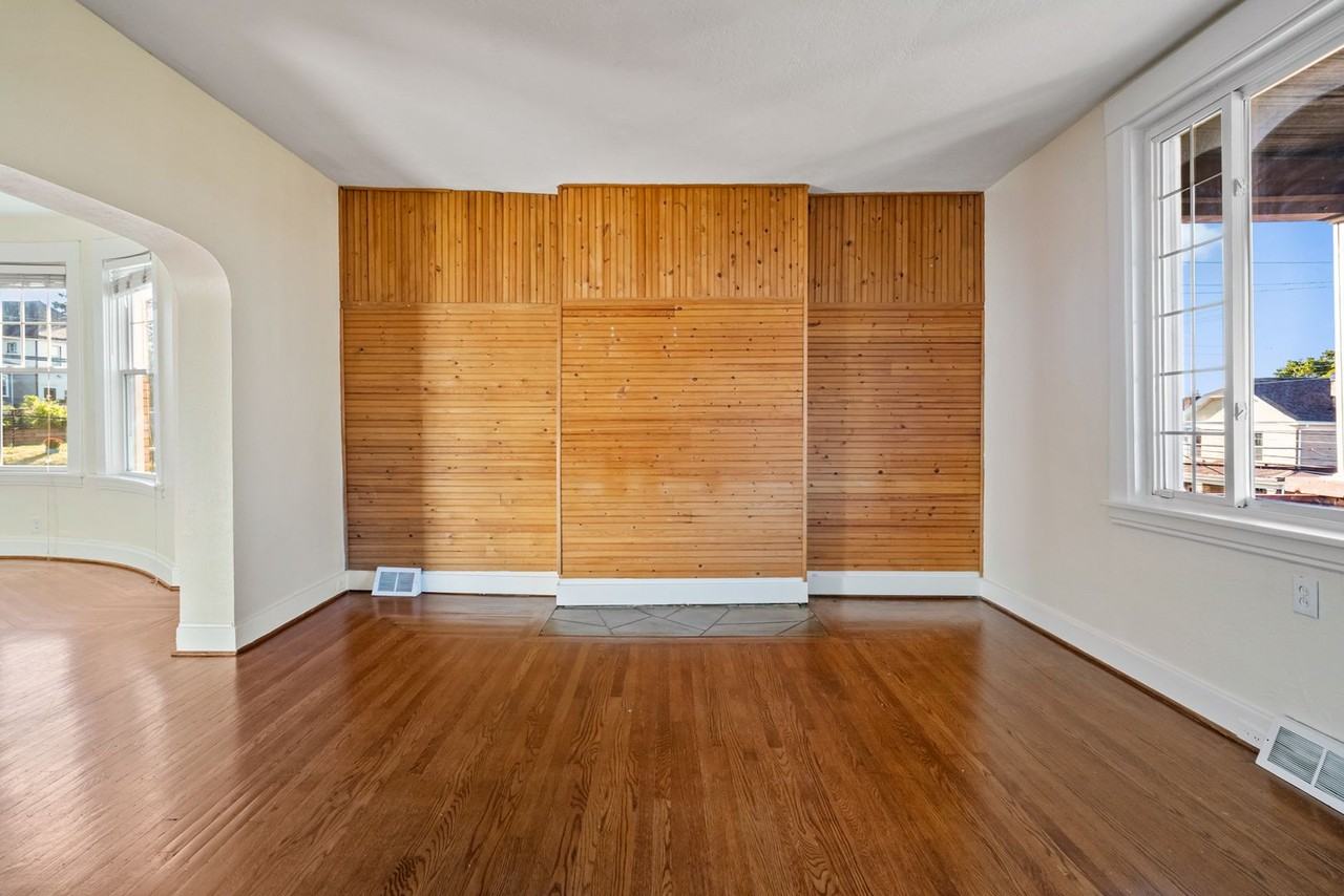 621 Fordham Avenue - Photo 4 of 29