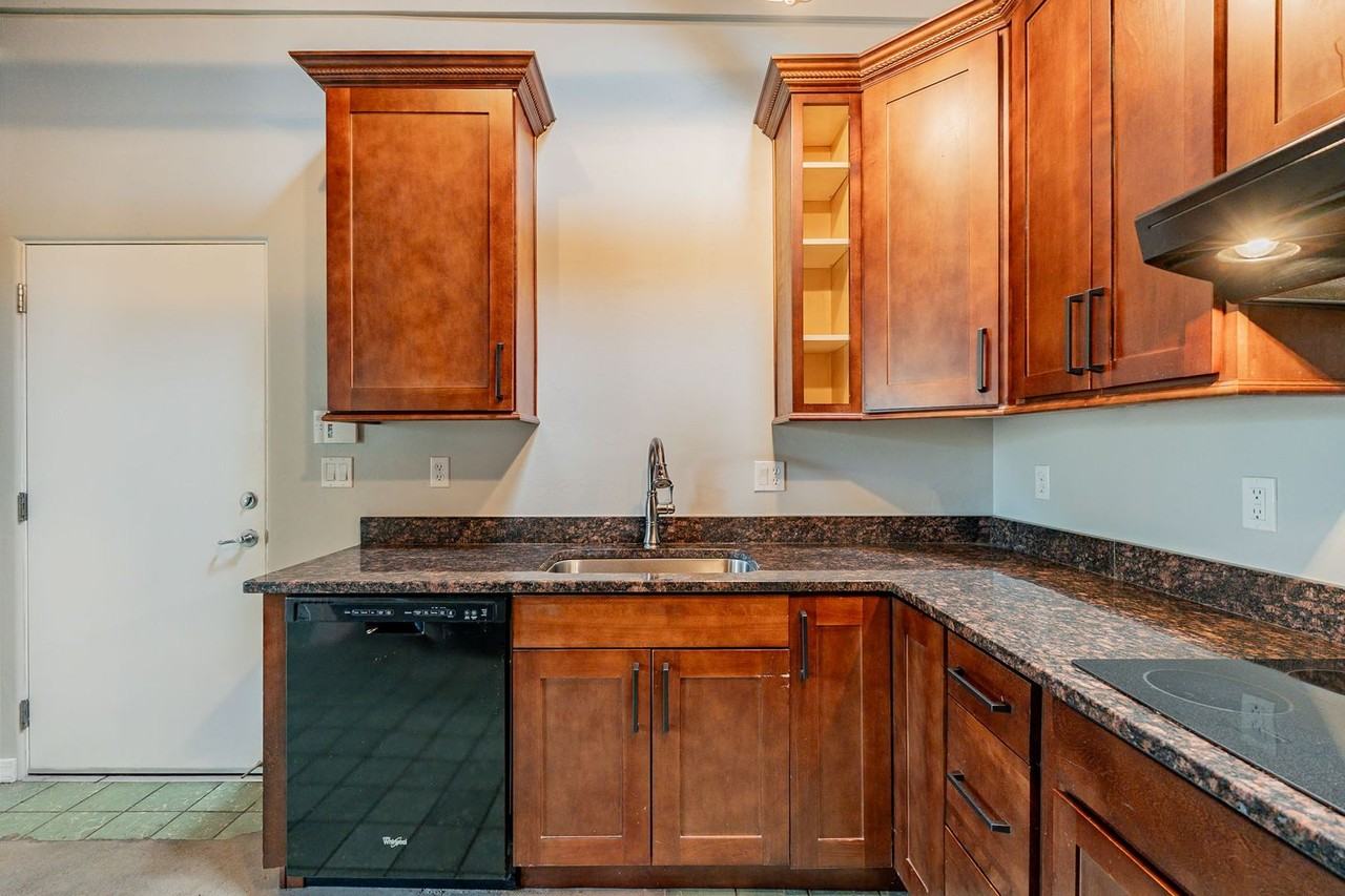 222 S. Cherry Ave. - Photo 7 of 50