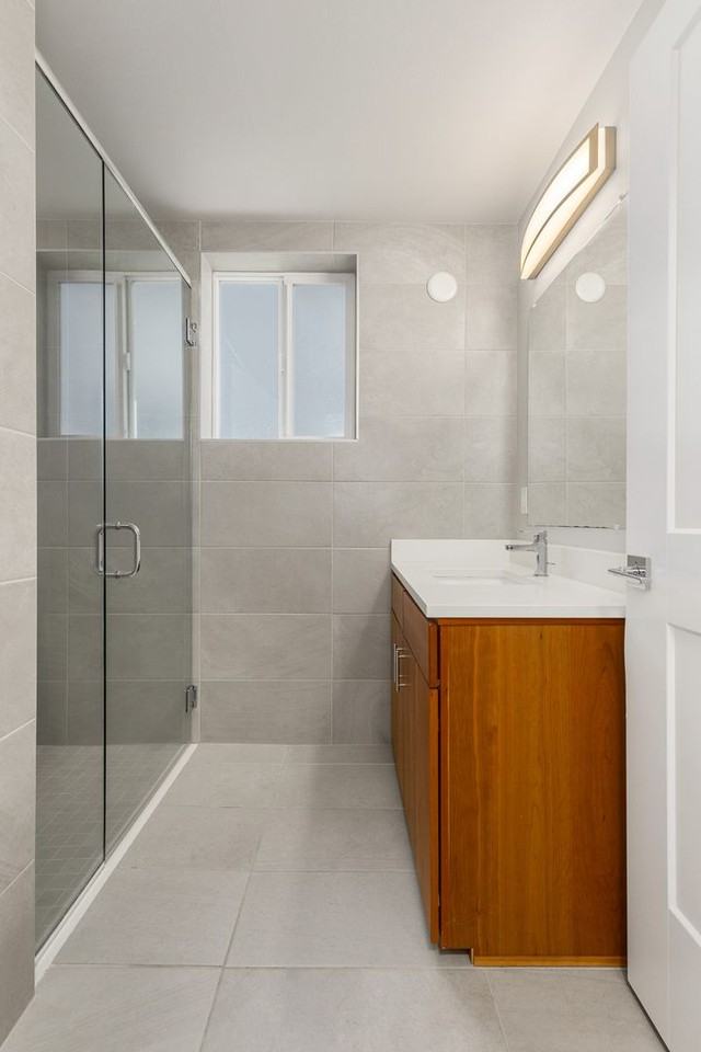 917 Sw Holden St - Photo 4 of 12