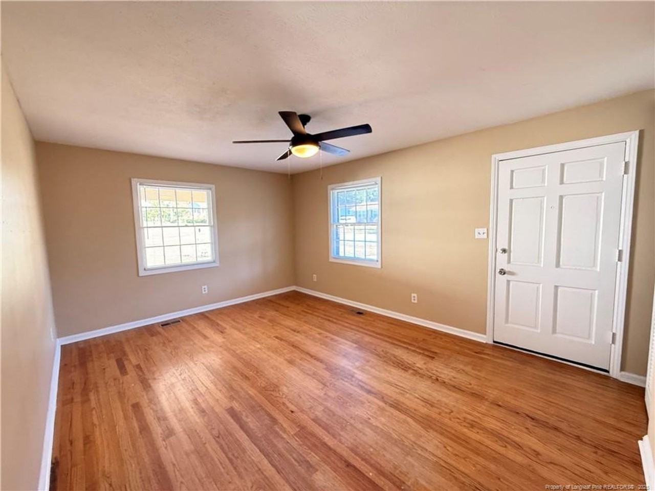 2808 Coronada Pkwy - Photo 2 of 15