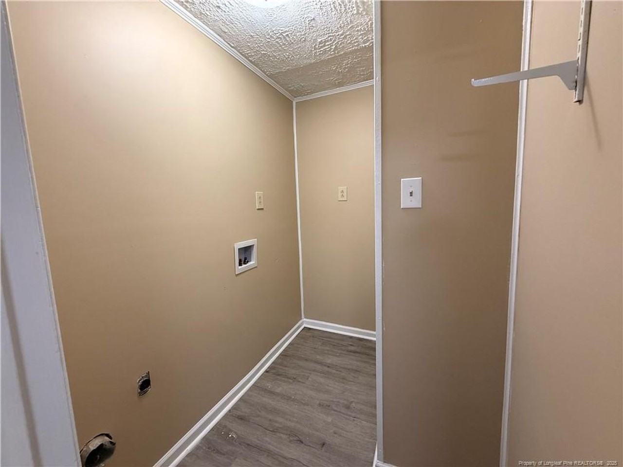 2808 Coronada Pkwy - Photo 5 of 15