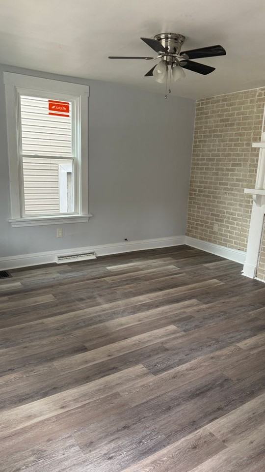 516 Allegheny Ave - Photo 5 of 16