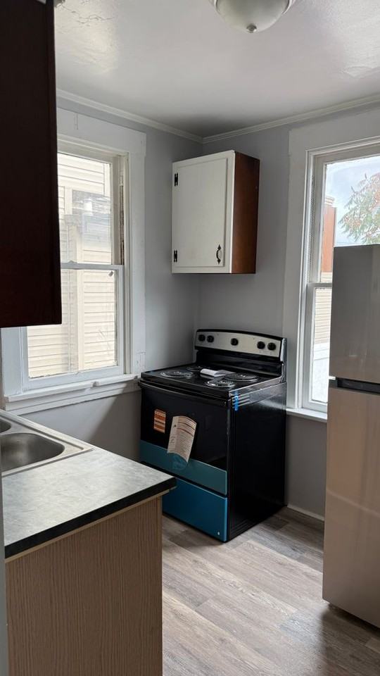 516 Allegheny Ave - Photo 6 of 16