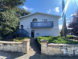 featured image of 1102 6th St