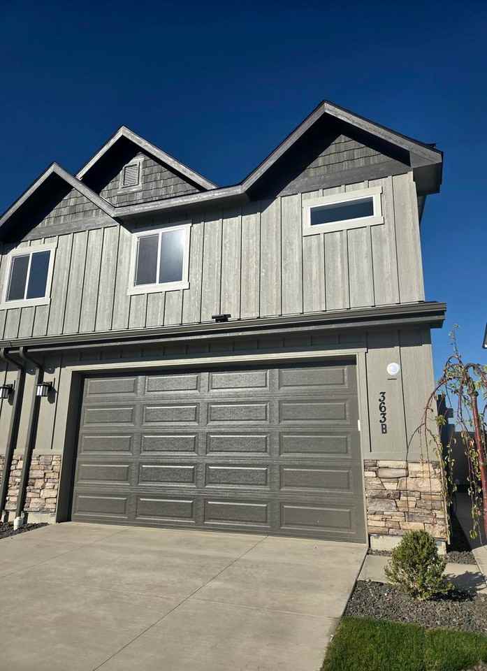 363 Eden Rose St - Photo 2 of 23