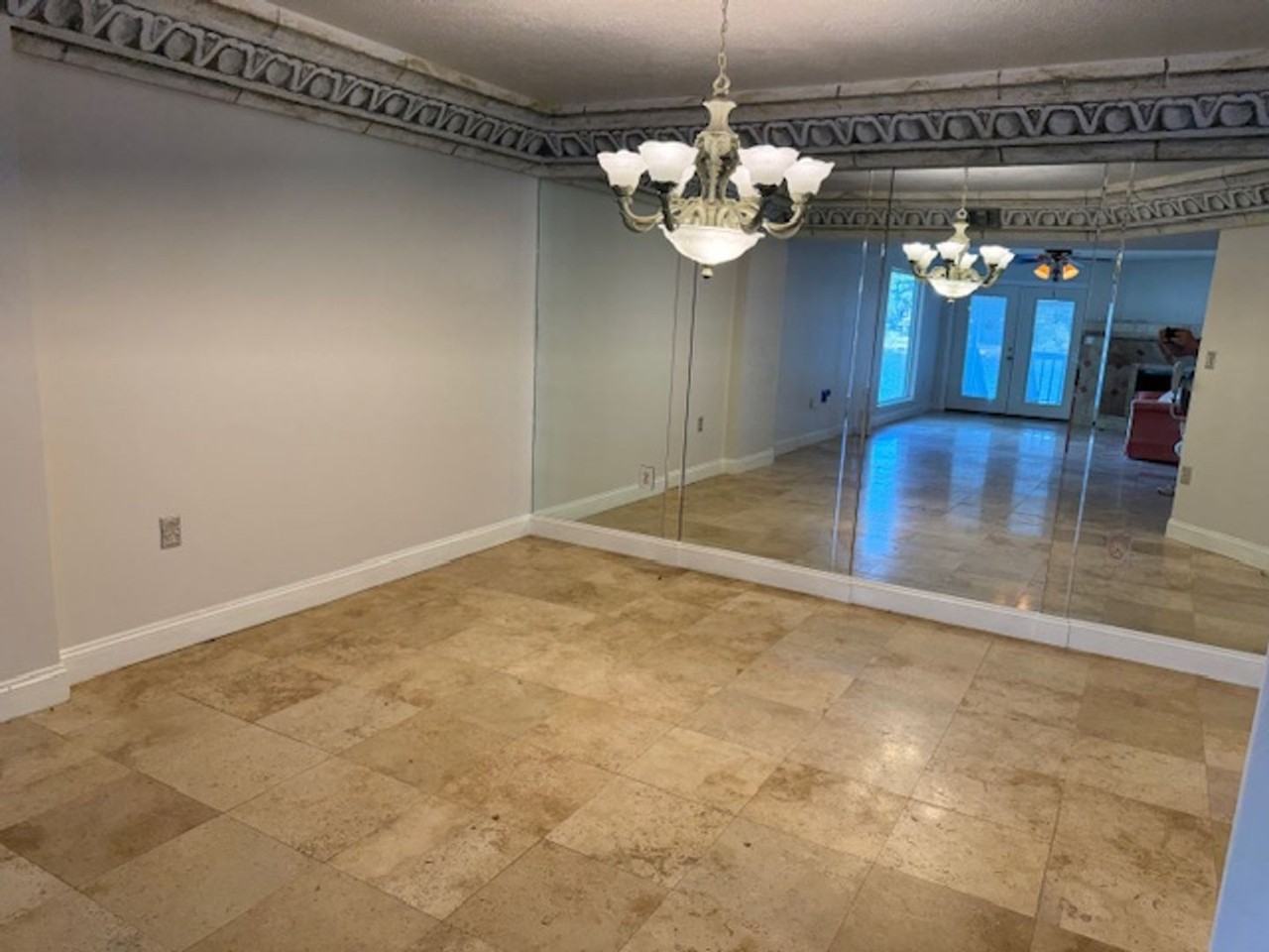 258 Kidd St - Photo 3 of 9