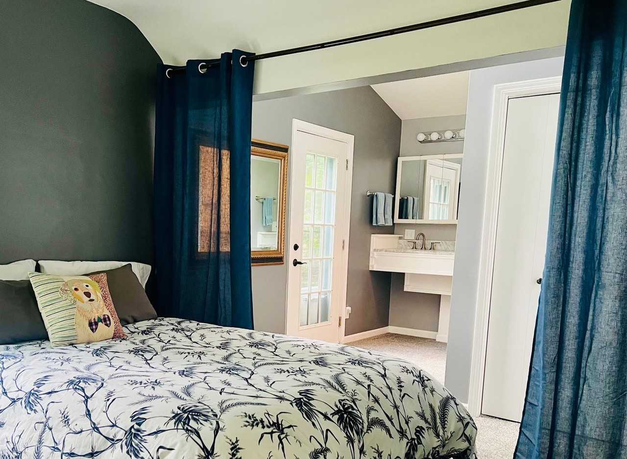 2644 Maplewood Ave - Photo 7 of 21