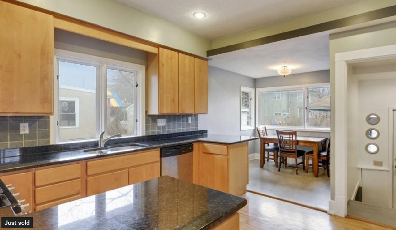 1522 Minnehaha Ave W - Photo 6 of 36