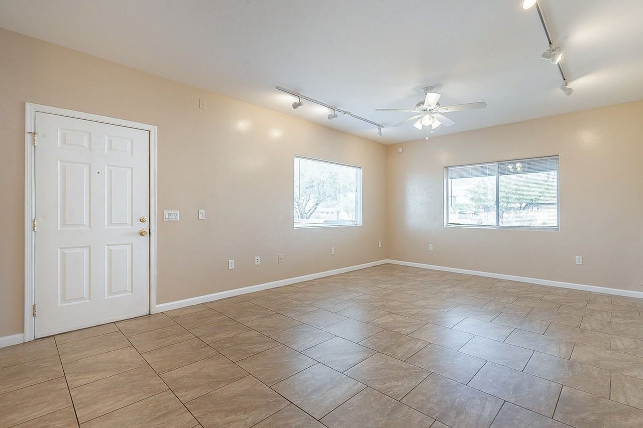 638-642 E. Lester St. ( 638, 640, 642 ) - Photo 6 of 50