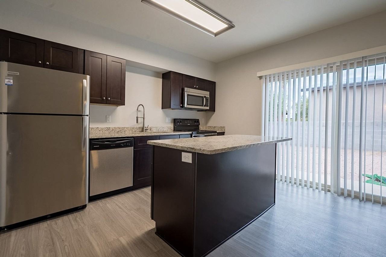 1429 & 1431 N. Highland Ave. Unit #1429 - Photo 5 of 19
