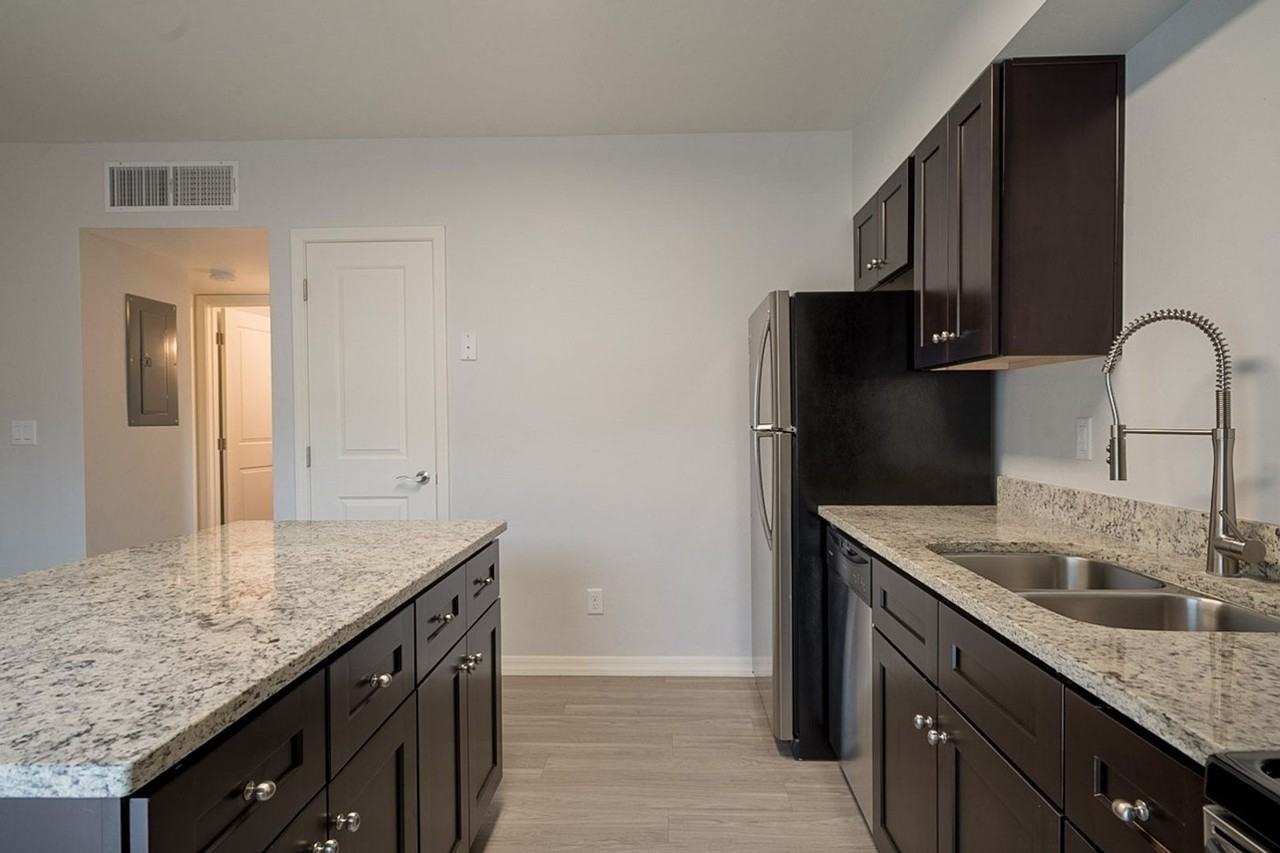 1429 & 1431 N. Highland Ave. Unit #1429 - Photo 6 of 19