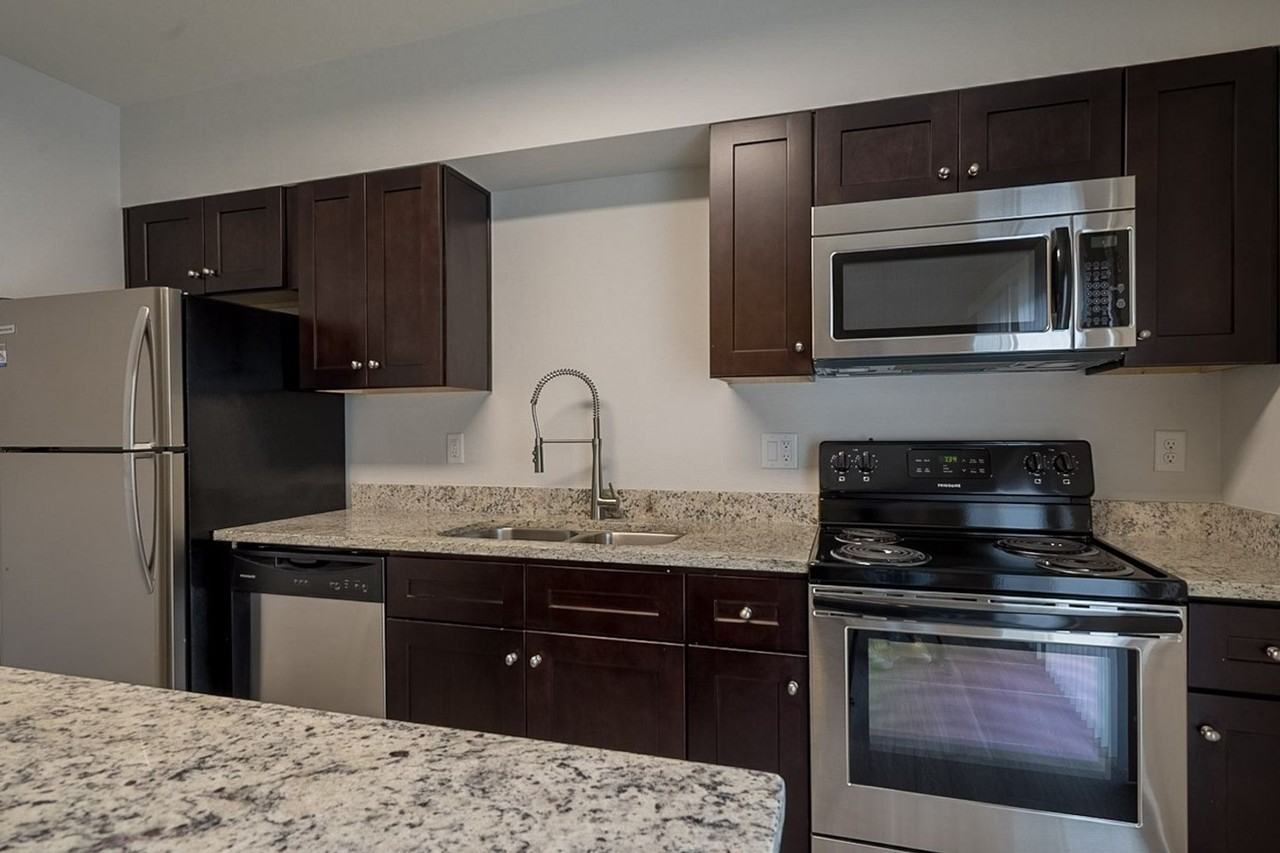 1429 & 1431 N. Highland Ave. Unit #1429 - Photo 7 of 19
