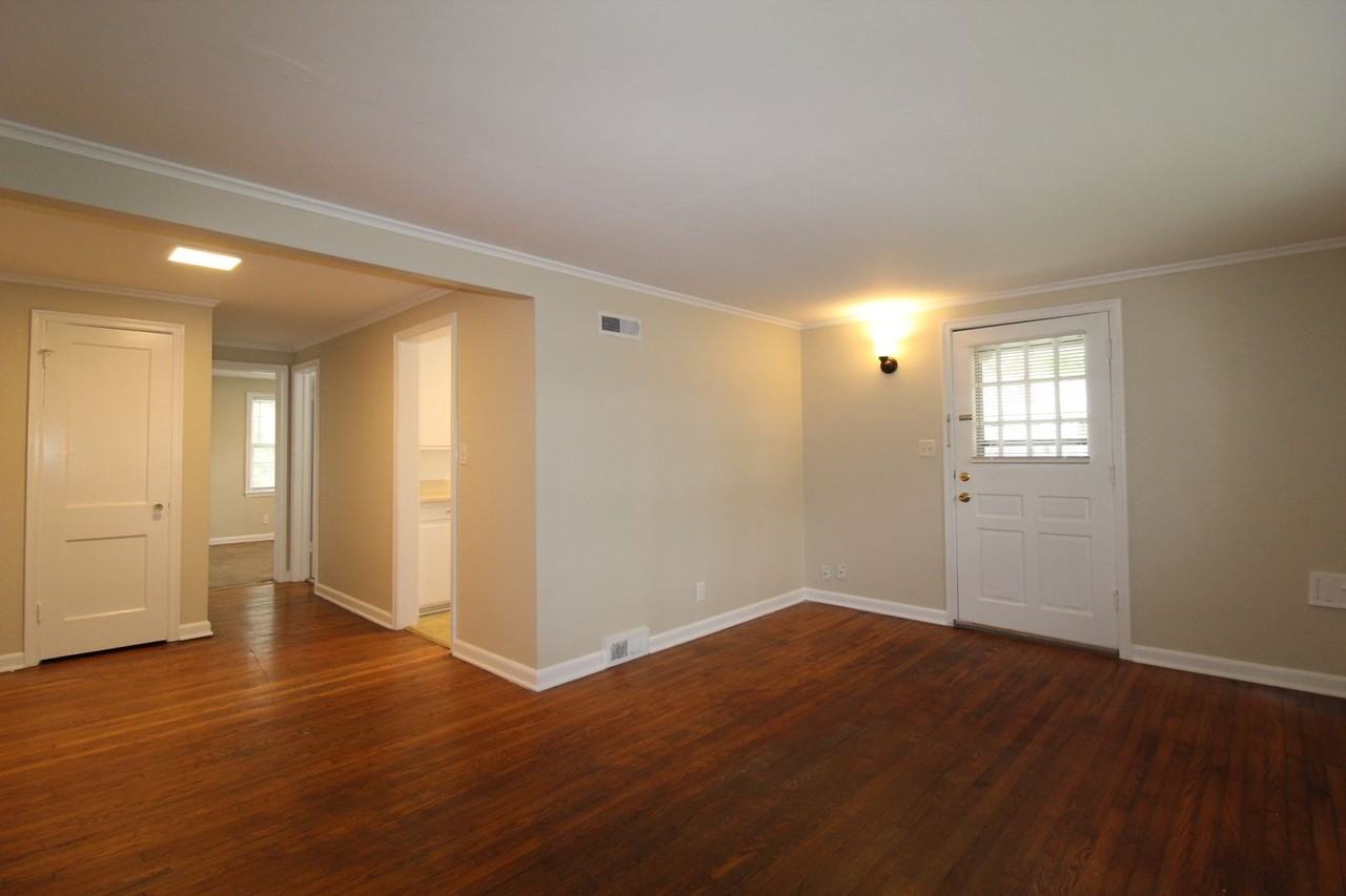 518 E 27th Ave - Photo 3 of 8