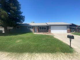 1420 W Oakland Ave - Photo 1 of 1