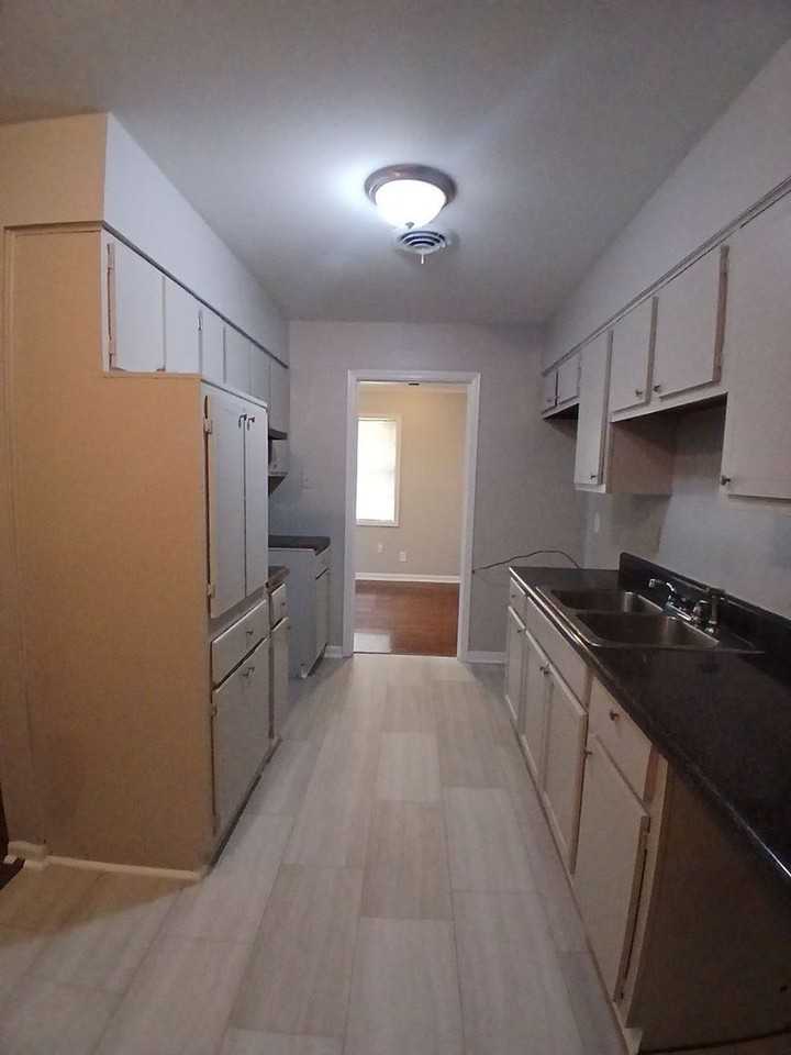 3500 Hanna Dr - Photo 5 of 10