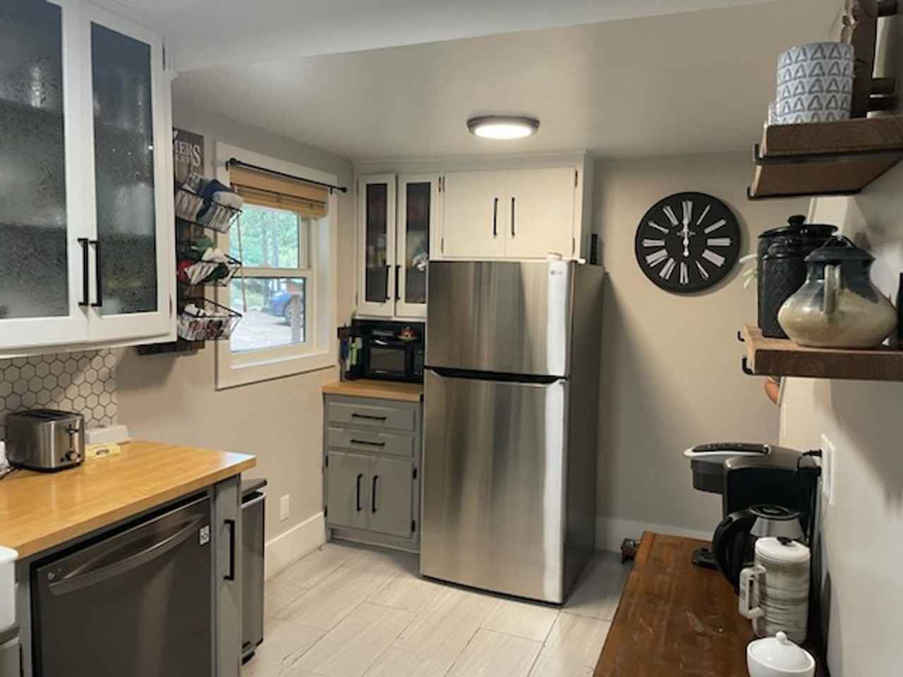 5825 Uneda Rd - Photo 2 of 9