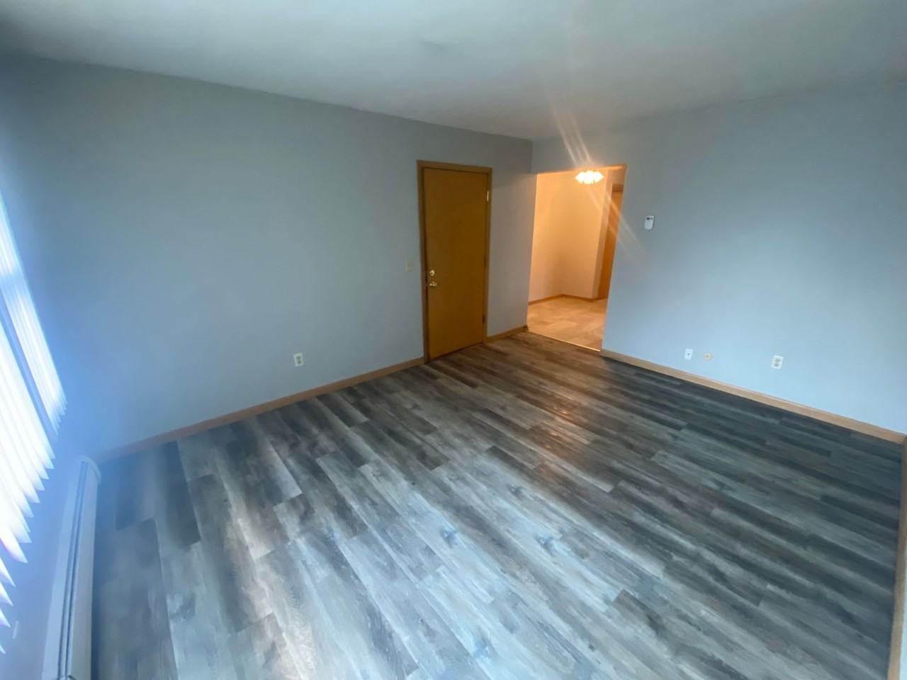 928 E St - Photo 2 of 14