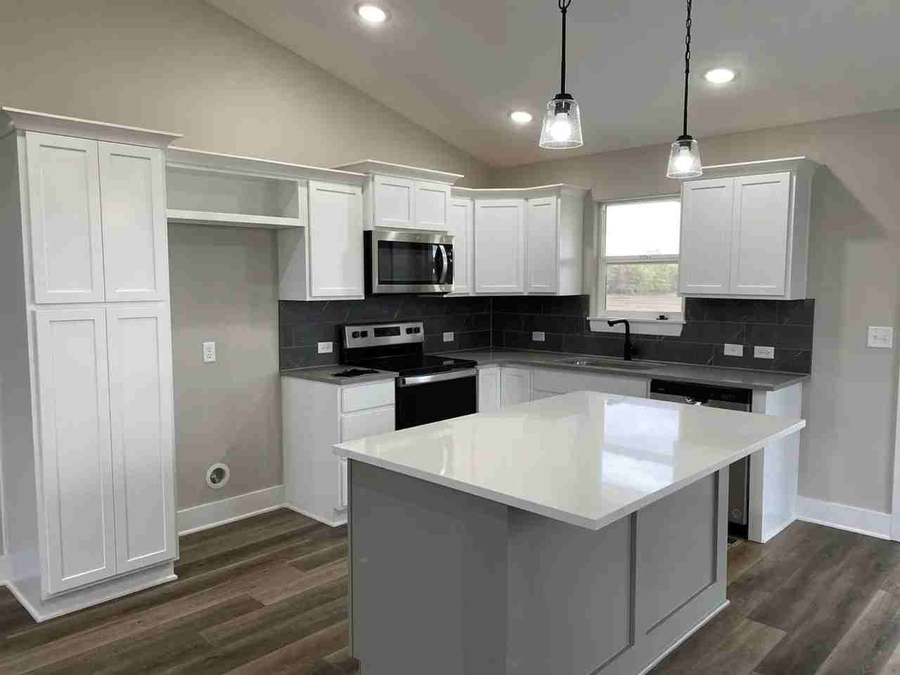 8625 E Cherrywood Ct - Photo 2 of 18