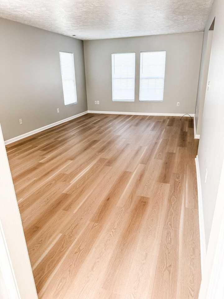 900 Knoxville College Dr - Photo 4 of 16