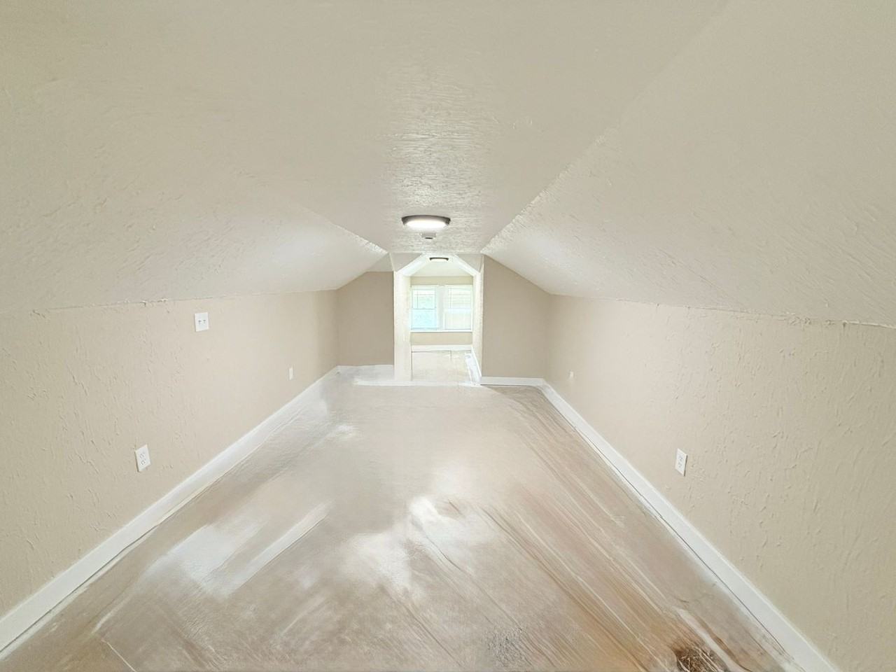 9376 Otsego Avenue - Photo 7 of 10