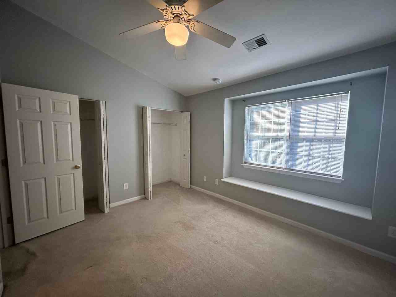 3712 Winborne Ln - Photo 7 of 12