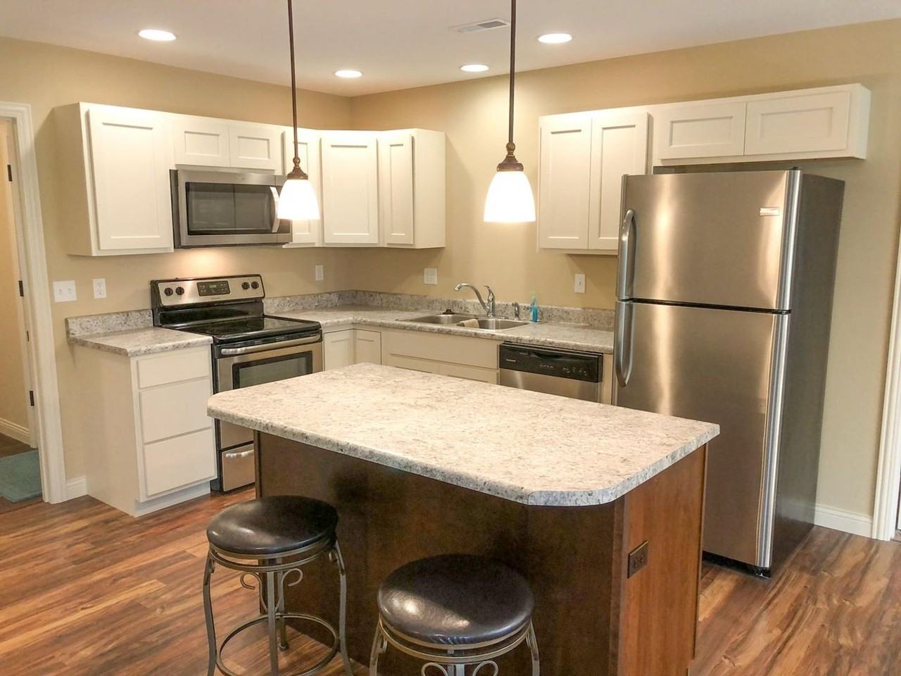5304 Baseline Pl - Photo 3 of 18