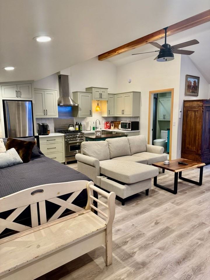 Toyon Dr - Photo 4 of 17