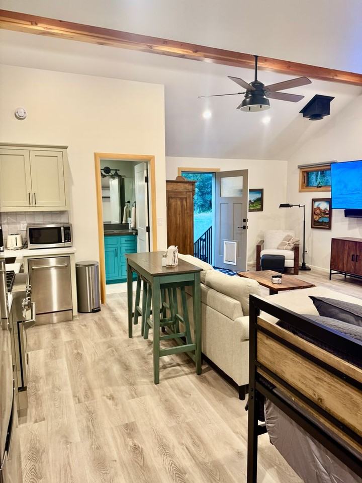 Toyon Dr - Photo 7 of 17