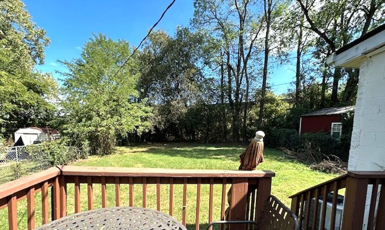910 29th Ave N - Photo 2 of 10