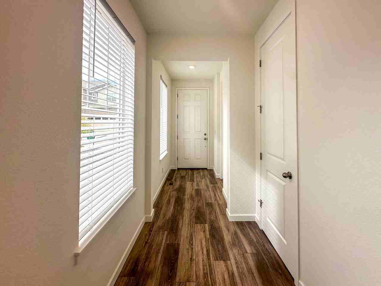 9018 Tower Hills Ln - Photo 5 of 42