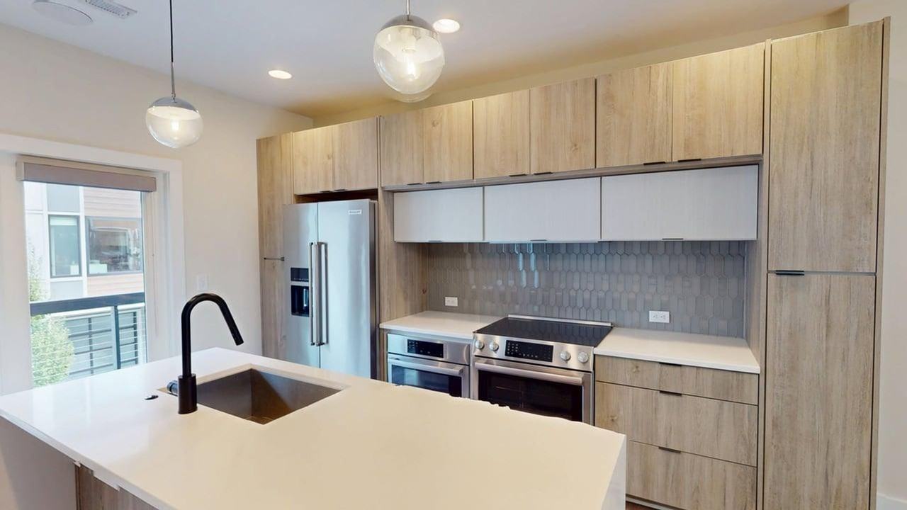 1211 Minter Pl - Photo 7 of 45