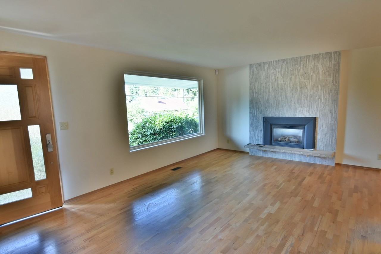 22805 66th Ave W - Photo 3 of 19